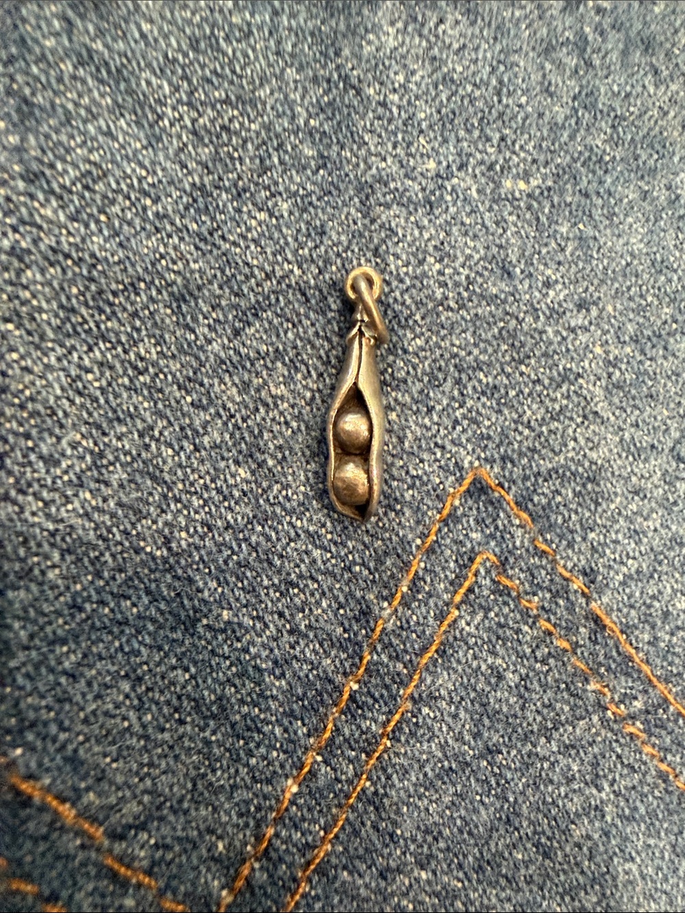 James Avery Sterling silver sweet pea charm